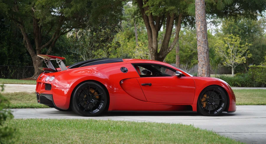 2008 Bugatti Veyron - Image 10 of 31