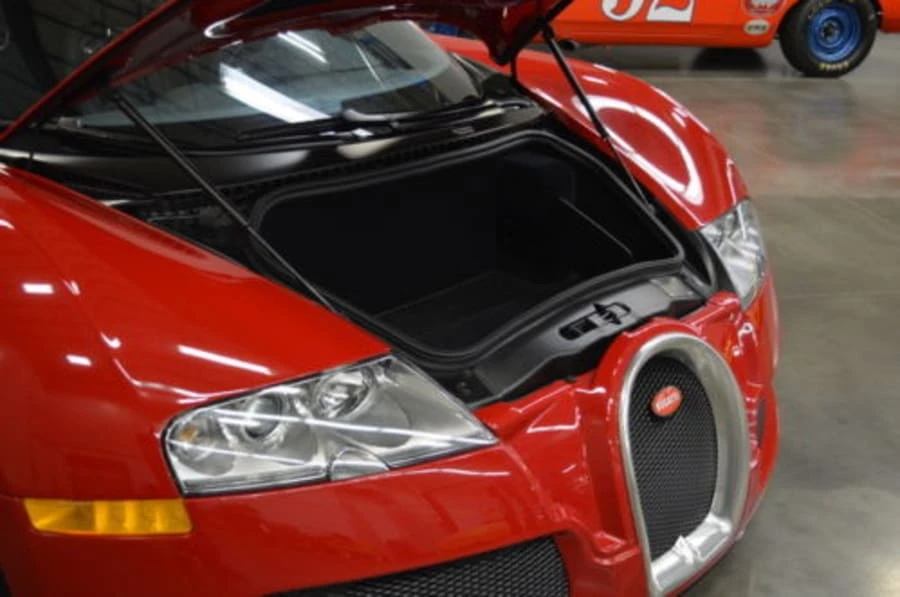 2008 Bugatti Veyron - Image 8 of 12