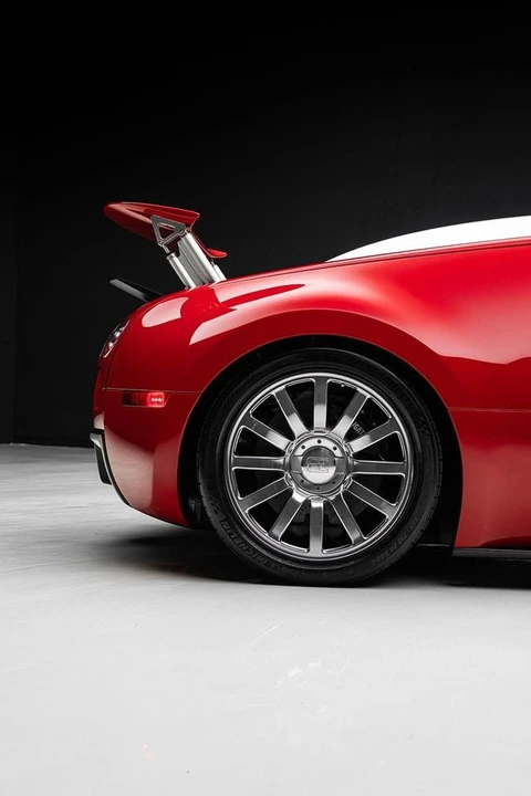 2008 Bugatti Veyron - Image 8 of 26