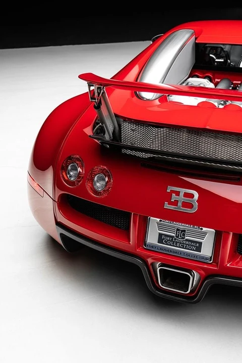 2008 Bugatti Veyron - Image 12 of 26