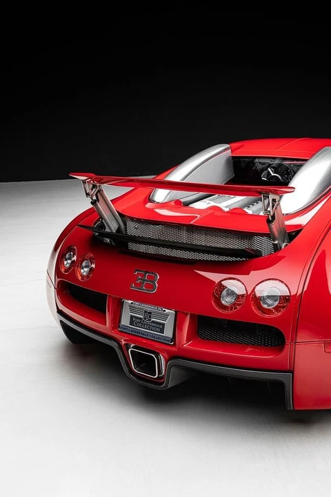 2008 Bugatti Veyron - Image 13 of 26
