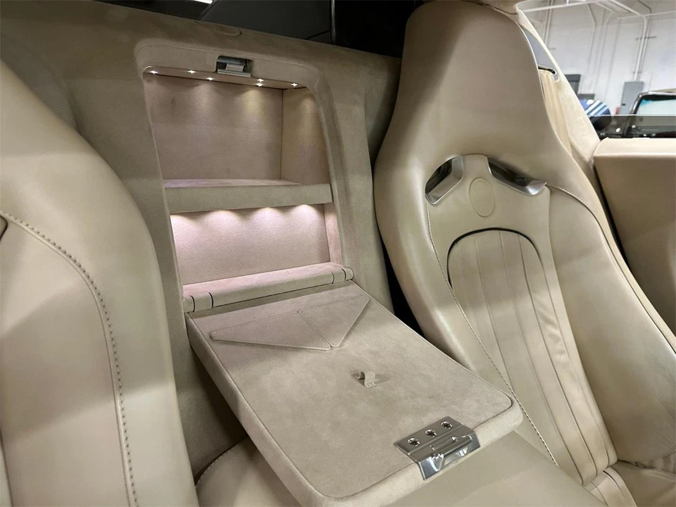 2008 Bugatti Veyron - Image 29 of 31
