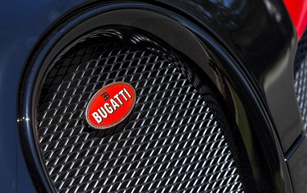2008 Bugatti Veyron - Image 12 of 21