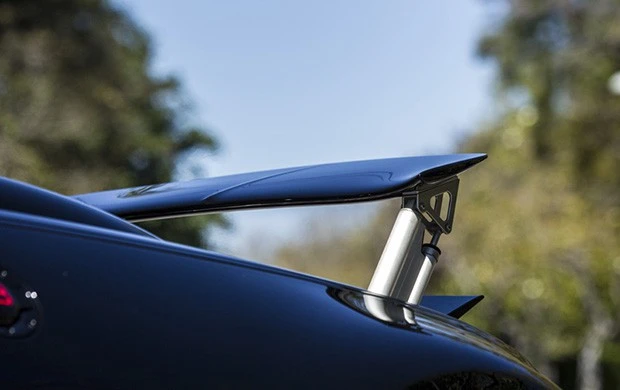 2008 Bugatti Veyron - Image 18 of 21