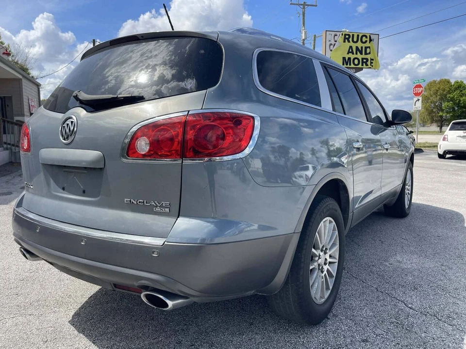 2008 Buick Enclave - Image 3 of 21