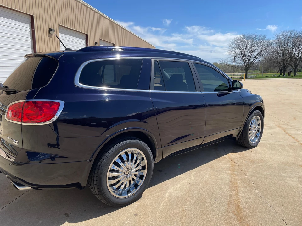 2008 Buick Enclave - Image 12 of 31
