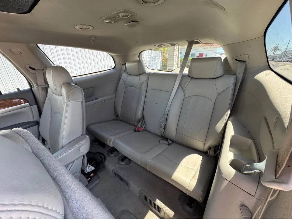 2008 Buick Enclave - Image 12 of 14
