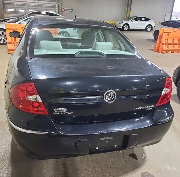 2008 Buick LaCrosse - Image 2 of 8