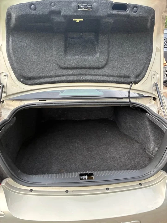 2008 Buick LaCrosse - Image 11 of 20