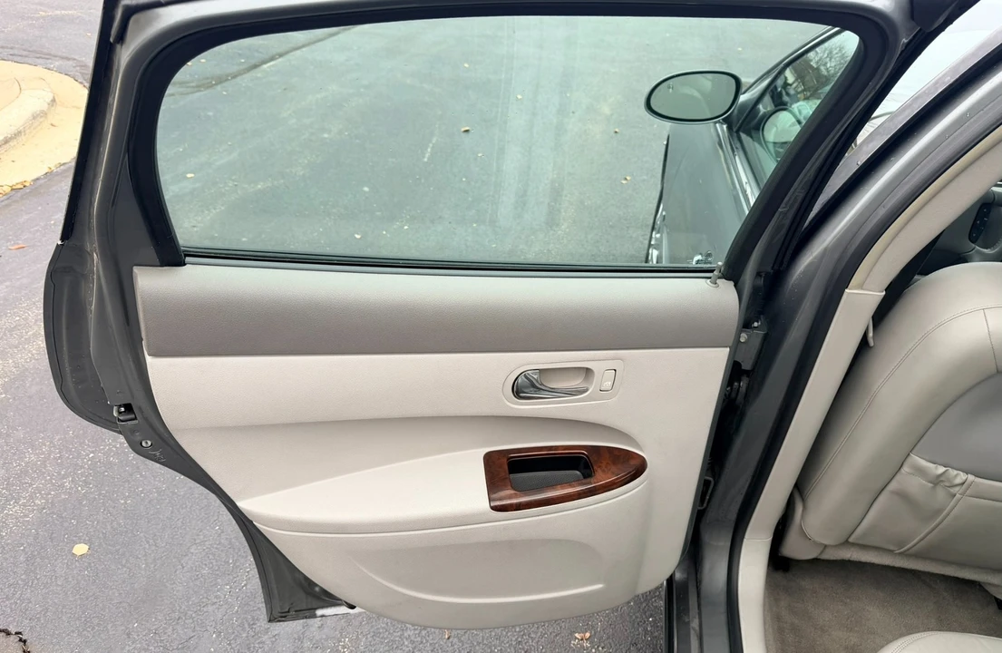 2008 Buick LaCrosse - Image 15 of 21