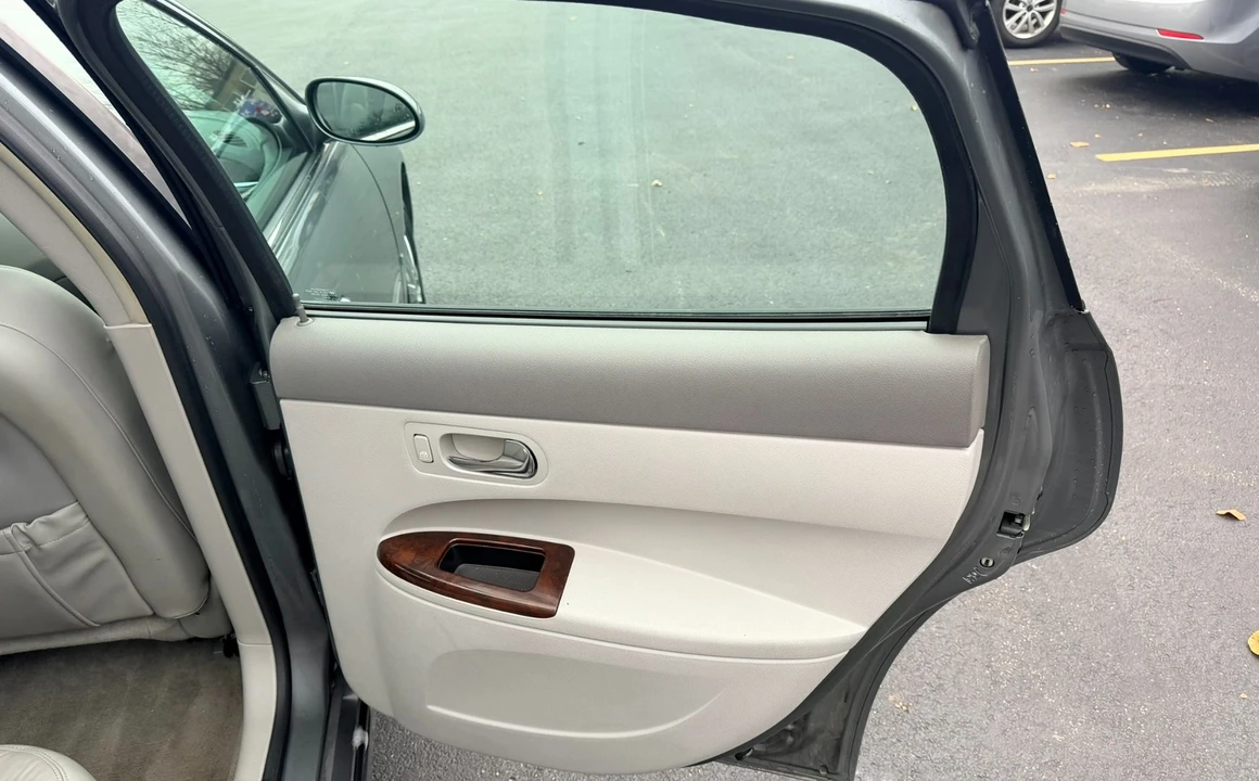 2008 Buick LaCrosse - Image 20 of 21