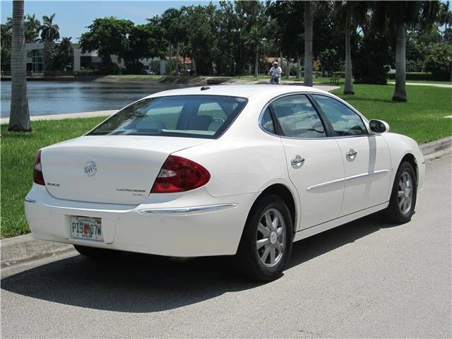 2008 Buick Lucerne - Image 2 of 12