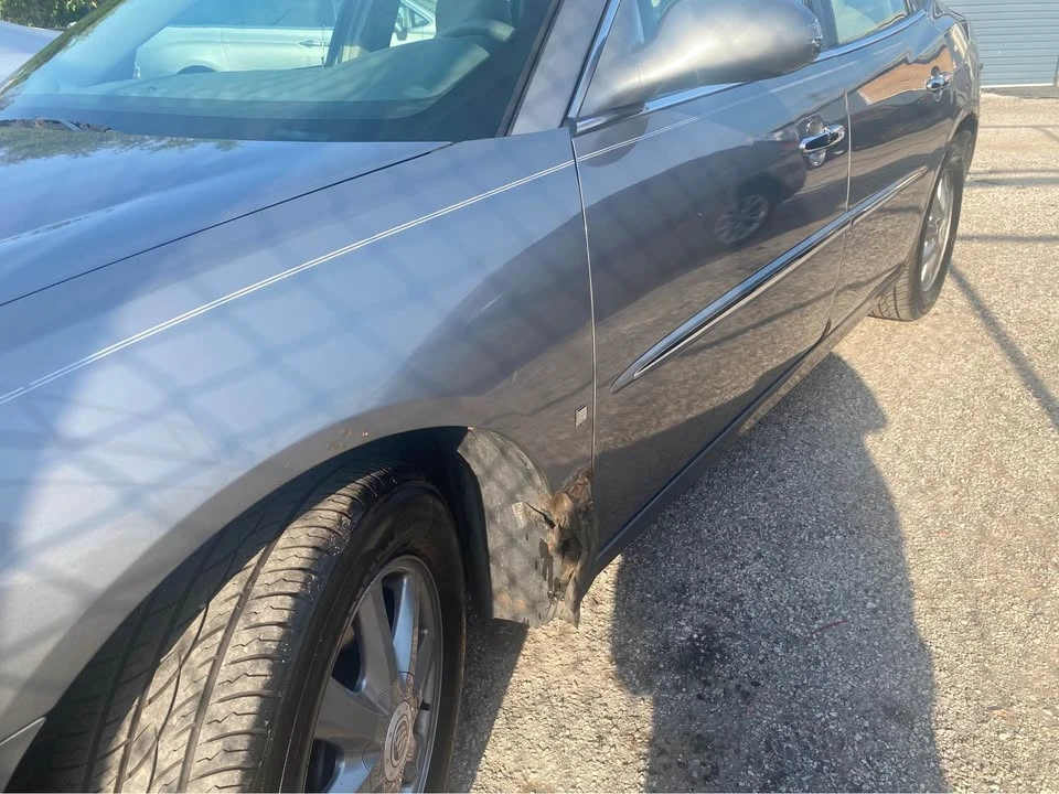 2008 Buick LaCrosse - Image 11 of 15