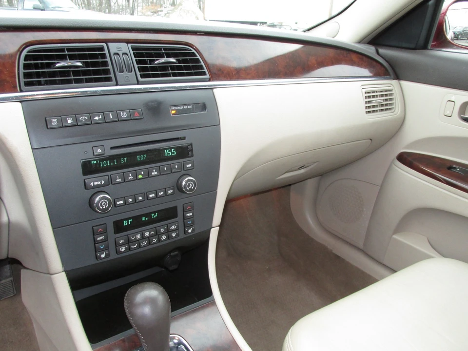 2008 Buick LaCrosse - Image 17 of 21