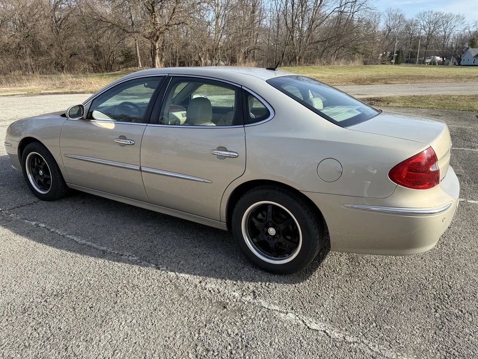2008 Buick LaCrosse - Image 2 of 16
