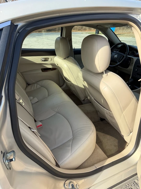 2008 Buick LaCrosse - Image 8 of 16