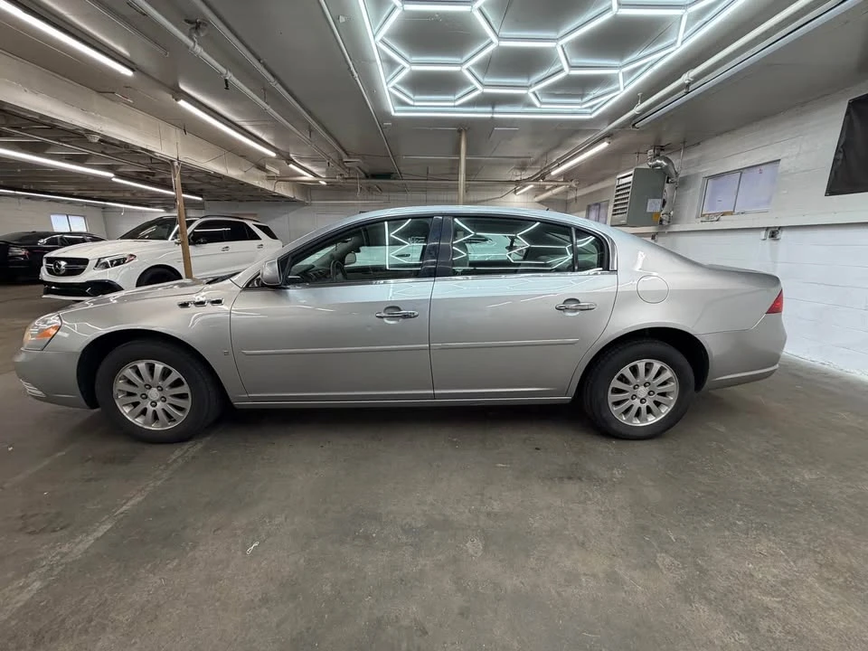 2008 Buick Lucerne - Image 2 of 17
