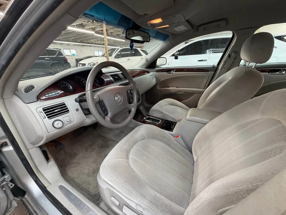 2008 Buick Lucerne - Image 11 of 17