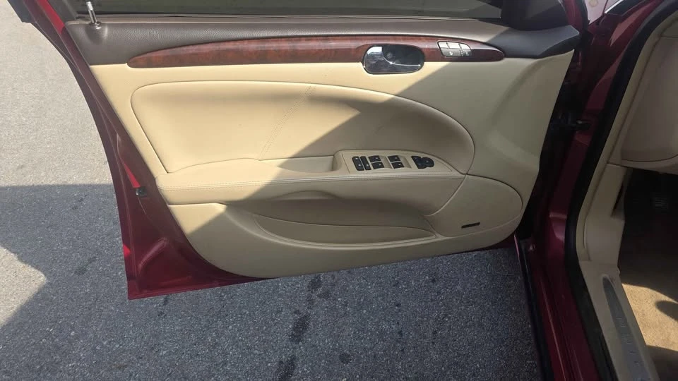 2008 Buick Lucerne - Image 8 of 12