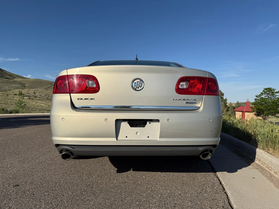 2008 Buick Lucerne - Image 10 of 31