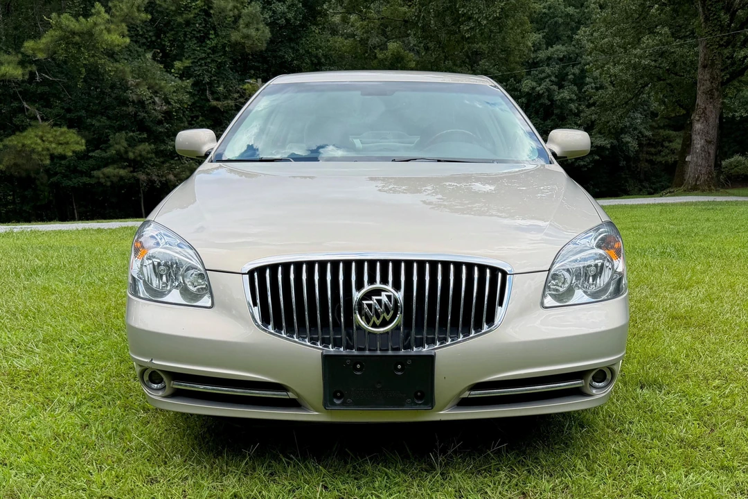 2008 Buick Lucerne - Image 2 of 31