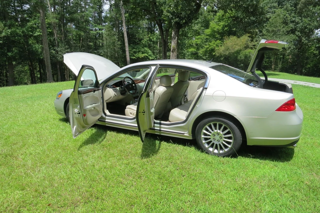2008 Buick Lucerne - Image 11 of 31