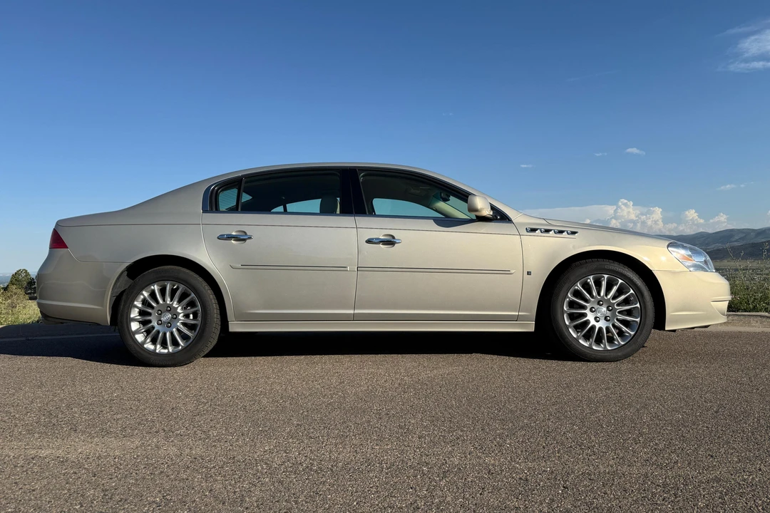2008 Buick Lucerne - Image 3 of 31