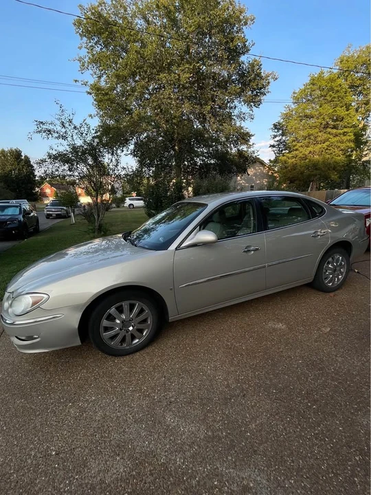 2008 Buick LaCrosse - Image 2 of 7