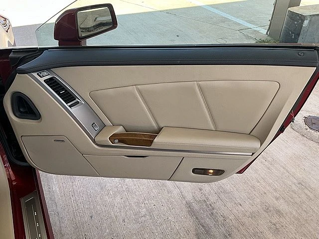 2008 Cadillac XLR - Image 10 of 19