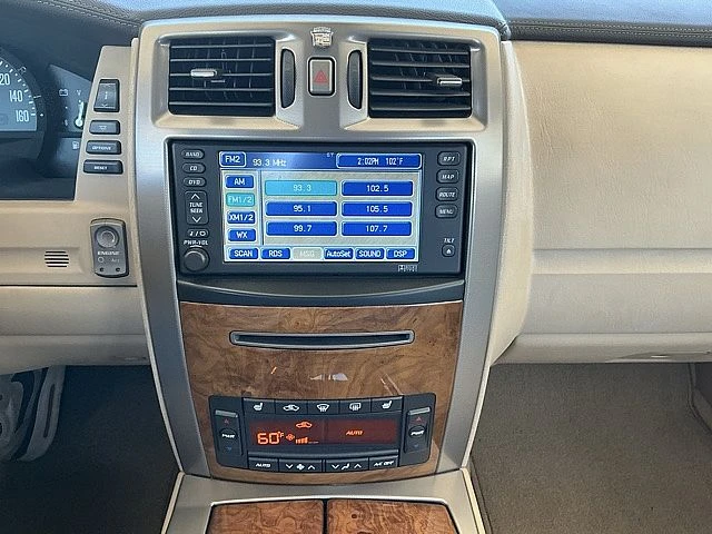 2008 Cadillac XLR - Image 18 of 19