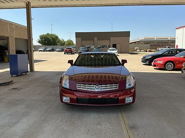2008 Cadillac XLR - Image 2 of 19