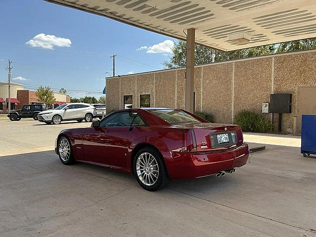 2008 Cadillac XLR - Image 7 of 19