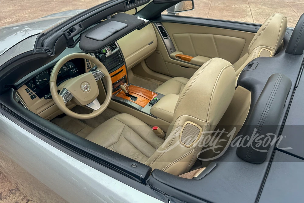 2008 Cadillac XLR - Image 4 of 9