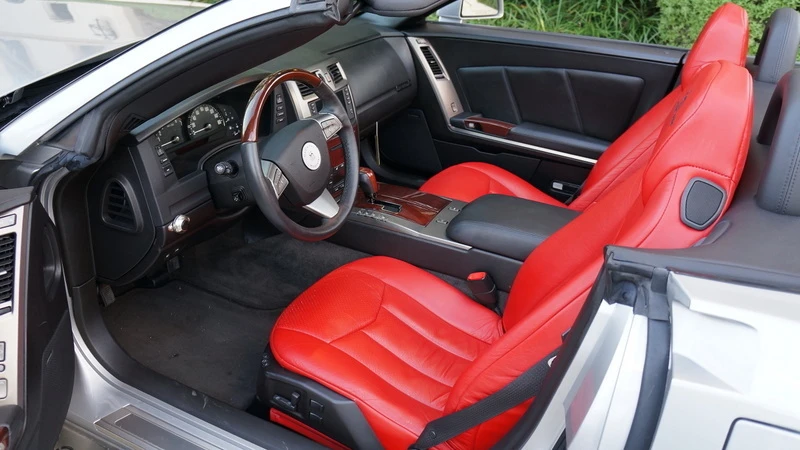 2008 Cadillac XLR - Image 4 of 4