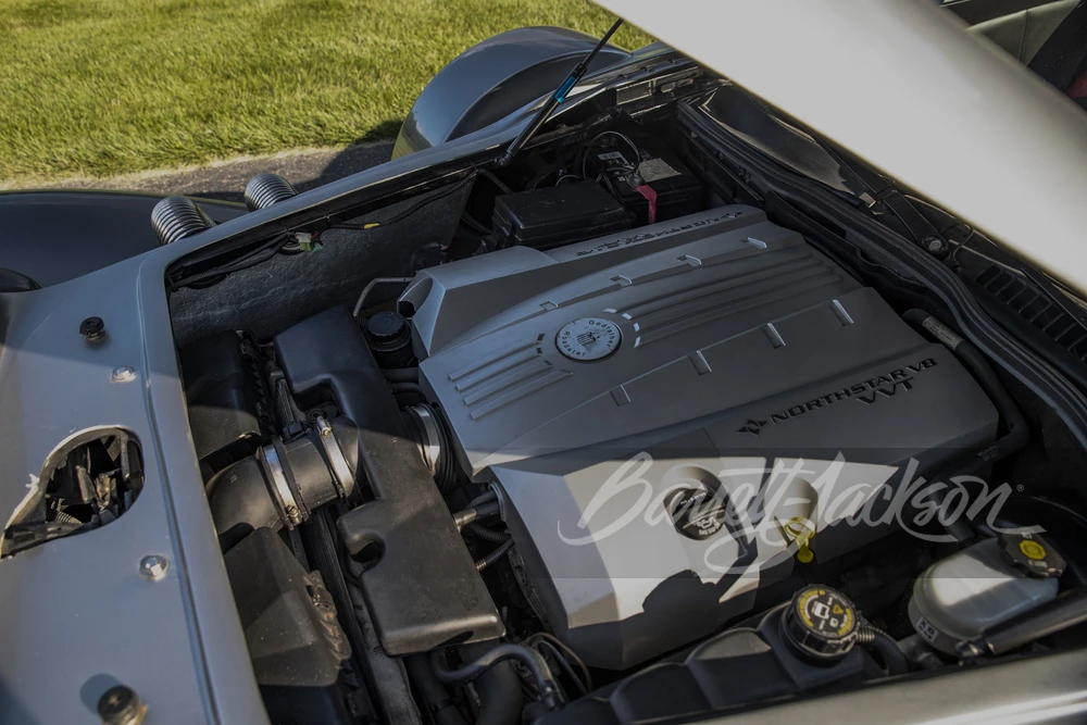 2008 Cadillac XLR - Image 10 of 31