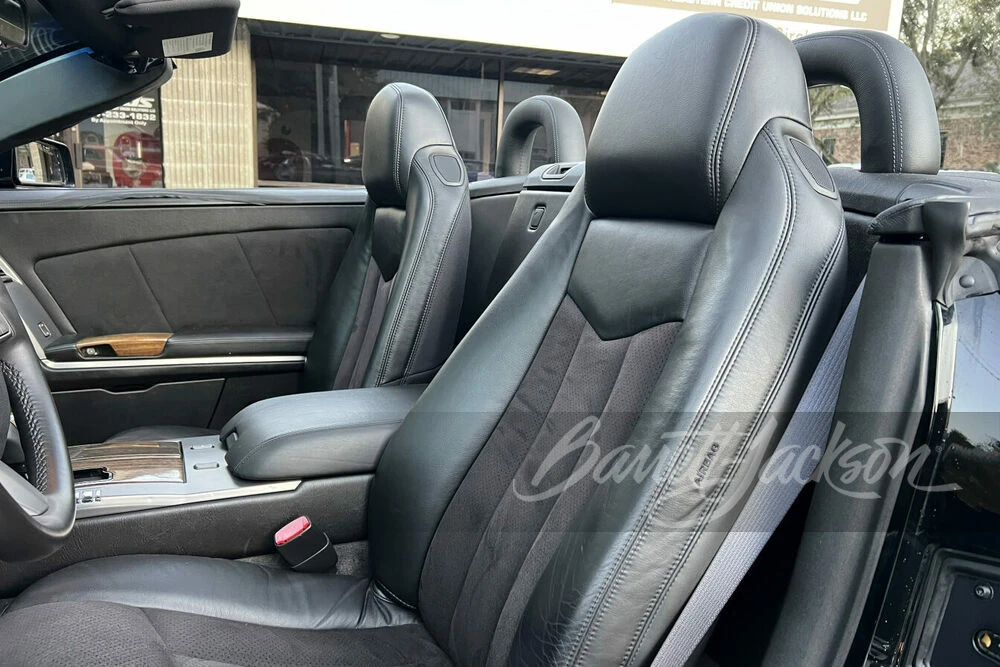 2008 Cadillac XLR-V - Image 10 of 27