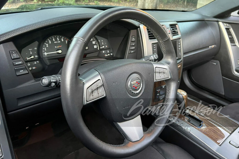 2008 Cadillac XLR-V - Image 6 of 27