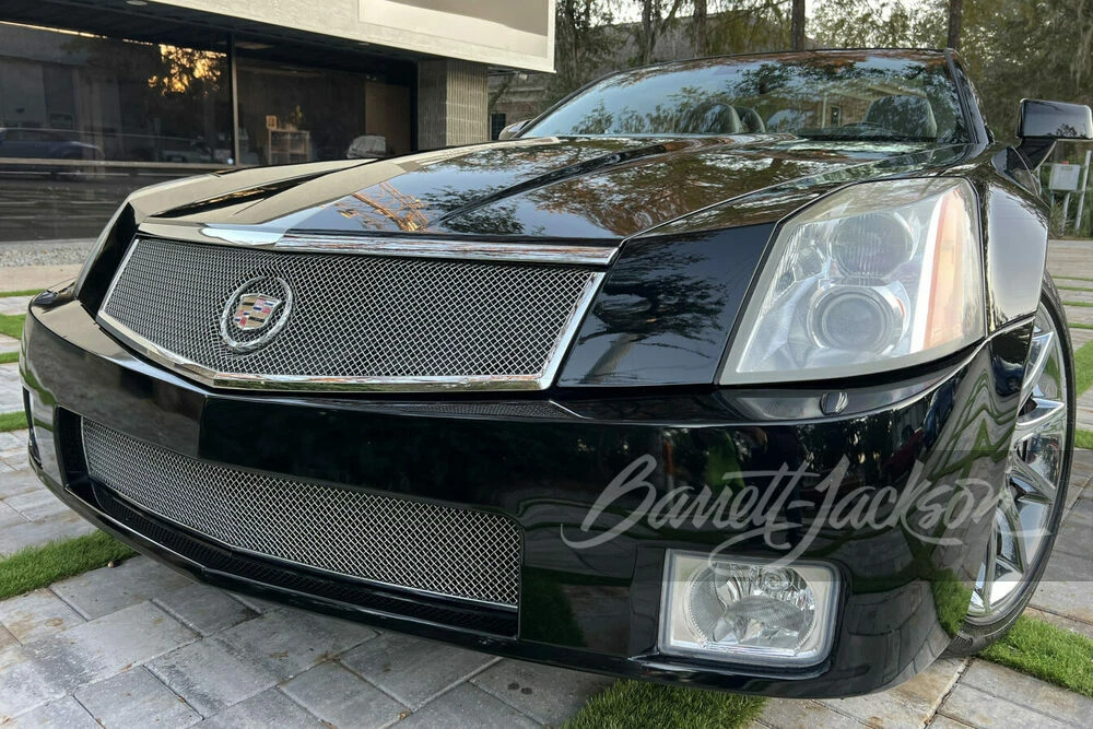 2008 Cadillac XLR-V - Image 19 of 27