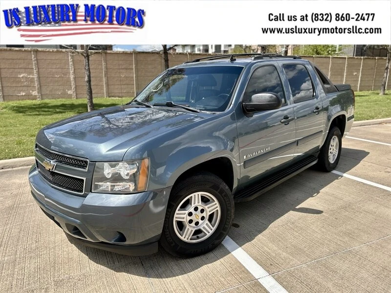 2008 Chevrolet Avalanche - Image 2 of 4