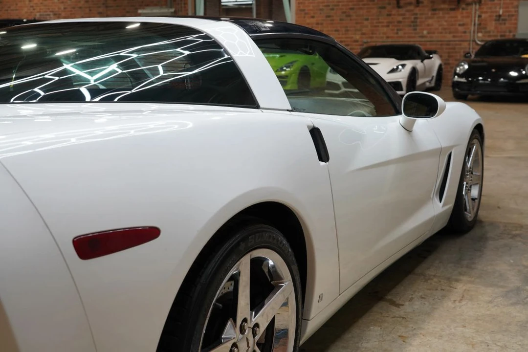 2008 Chevrolet Corvette C6 - Image 18 of 31