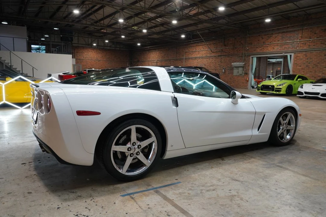 2008 Chevrolet Corvette C6 - Image 16 of 31