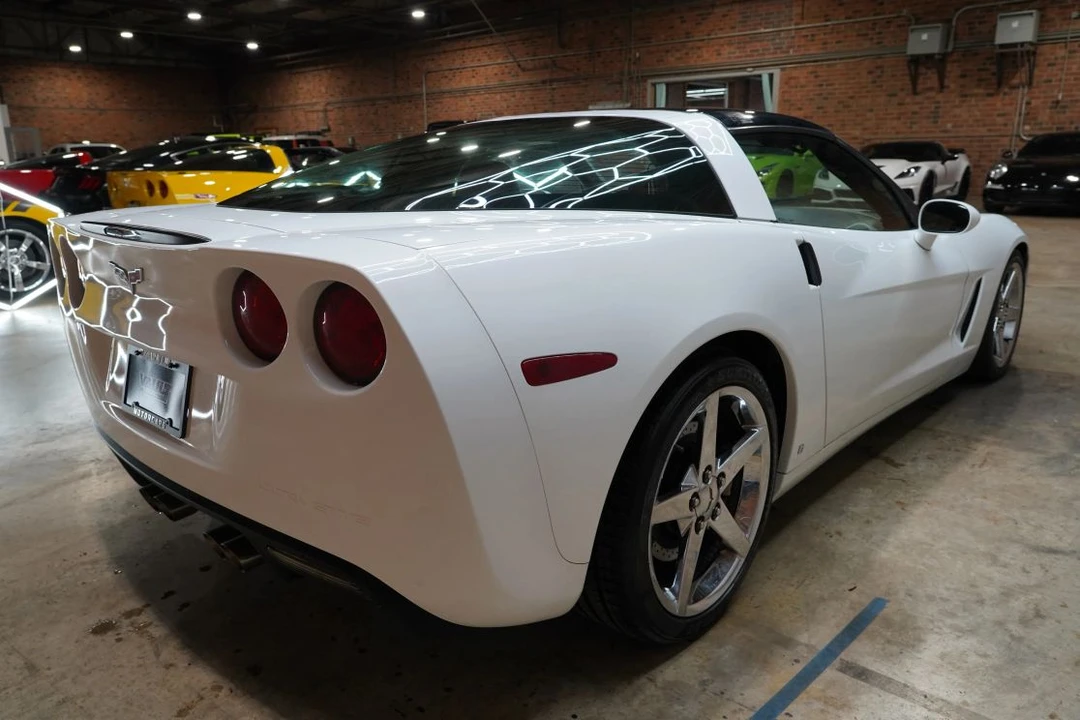2008 Chevrolet Corvette C6 - Image 17 of 31