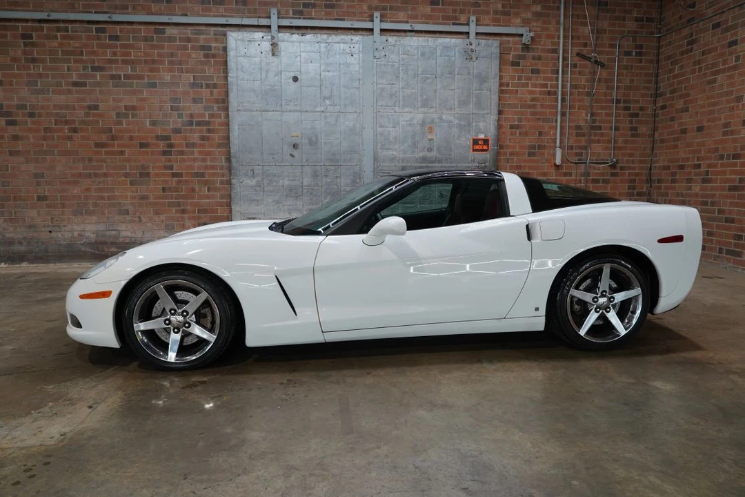 2008 Chevrolet Corvette C6 - Image 9 of 31
