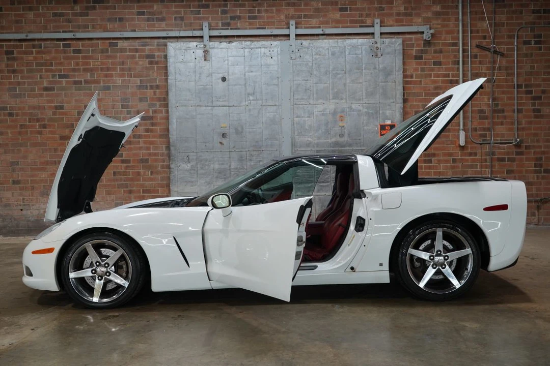 2008 Chevrolet Corvette C6 - Image 27 of 31