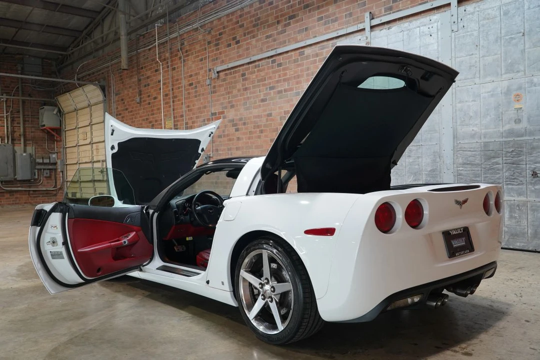 2008 Chevrolet Corvette C6 - Image 28 of 31