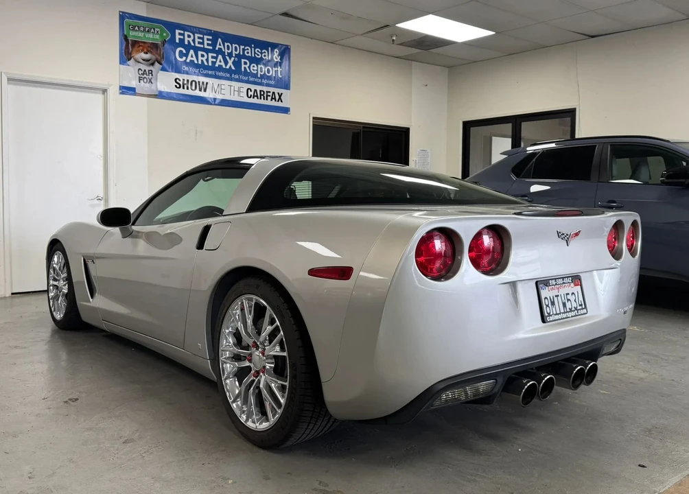 2008 Chevrolet Corvette C6 - Image 24 of 31