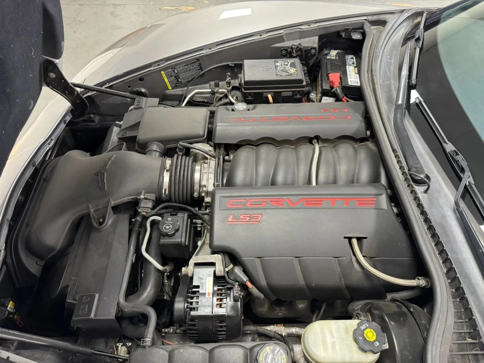 2008 Chevrolet Corvette C6 - Image 16 of 31