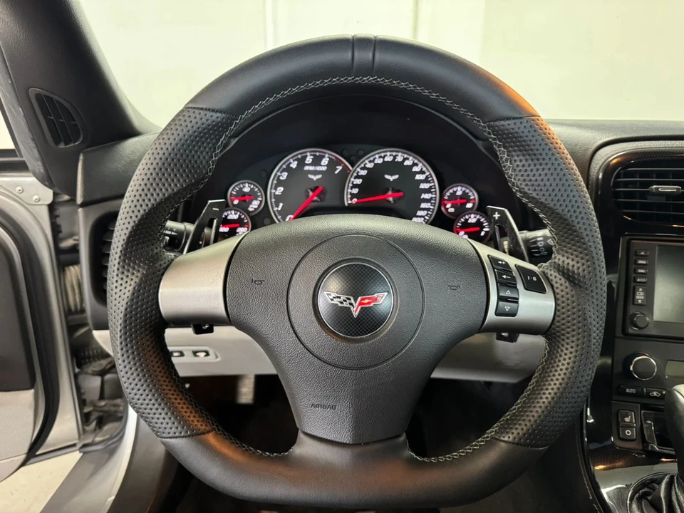 2008 Chevrolet Corvette C6 - Image 11 of 31