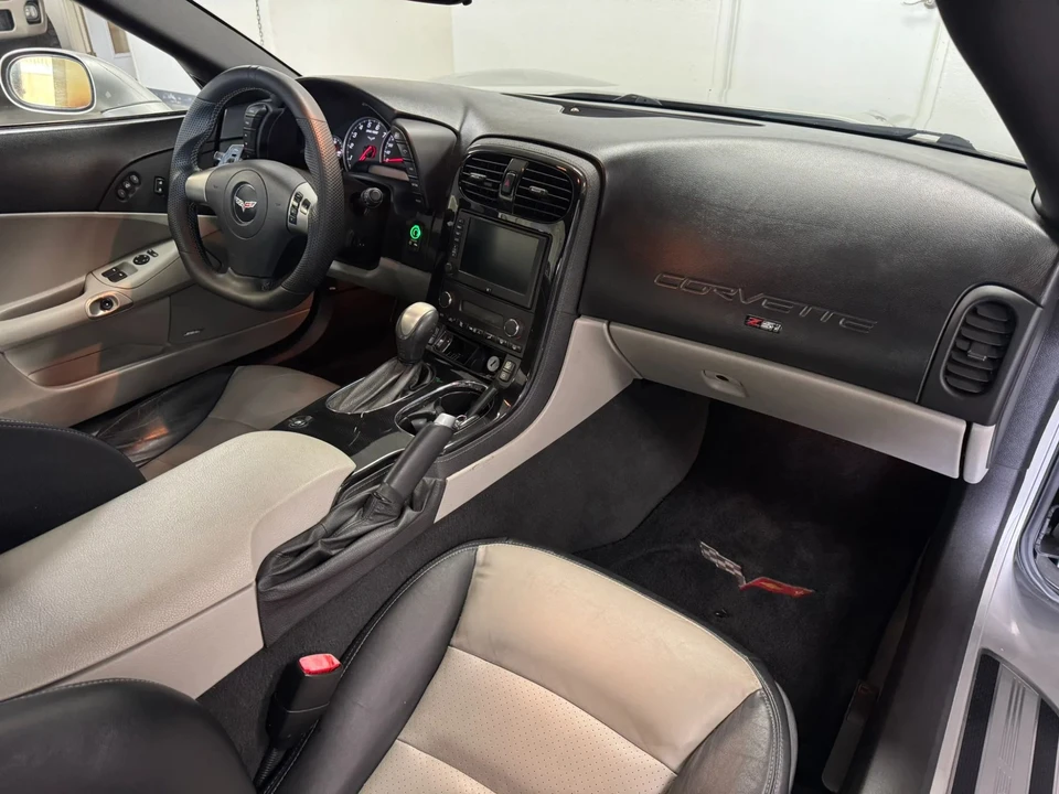 2008 Chevrolet Corvette C6 - Image 27 of 31