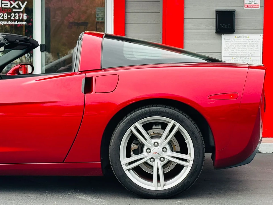 2008 Chevrolet Corvette C6 - Image 15 of 31